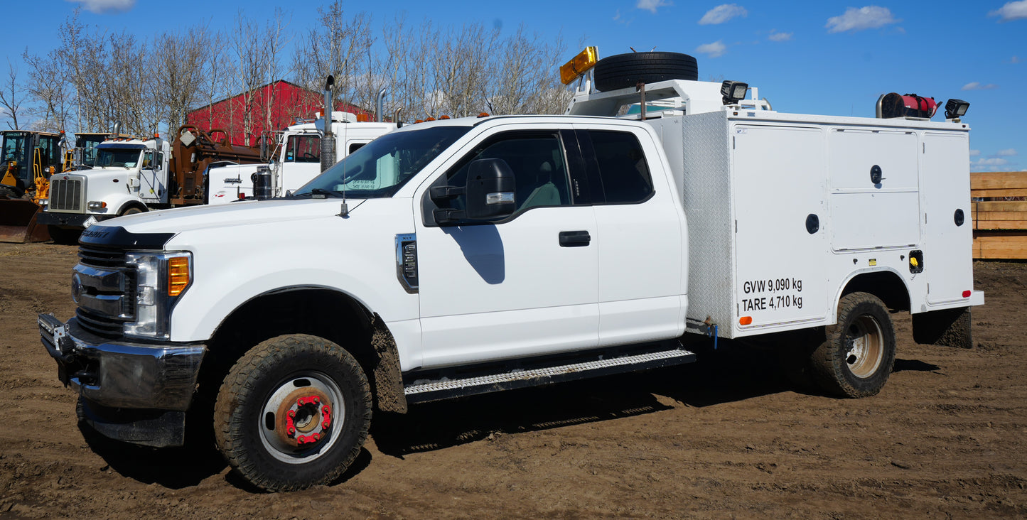 2017 Ford F-350 Service Truck