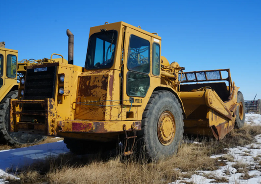 1991 Cat 621E scraper